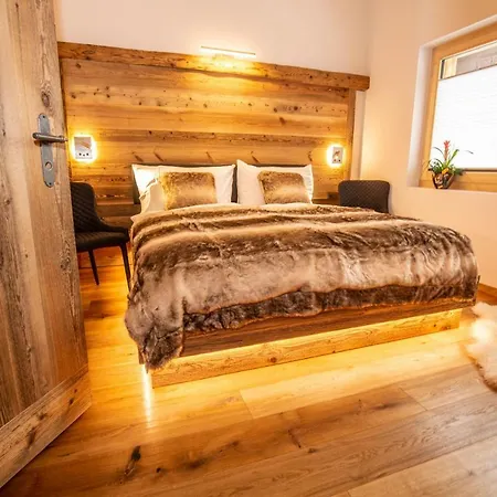 Palace Luxury Wellness Apartment&boutique Ski-in-out Saas Fee