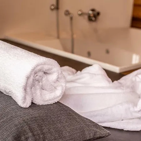 아파트 Palace Luxury Wellness And Boutique Ski-in-out