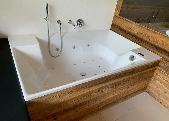 Palace Luxury Wellness And Boutique Ski-in-out *