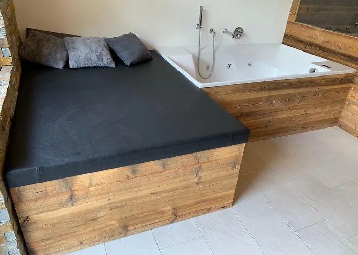 Palace Luxury Wellness And Boutique Ski-in-out *