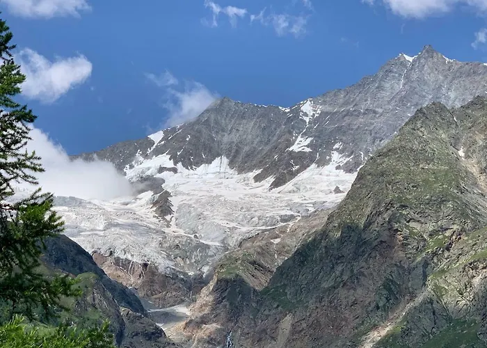 Apartment Palace Luxury Wellness And Boutique Ski-in-out *